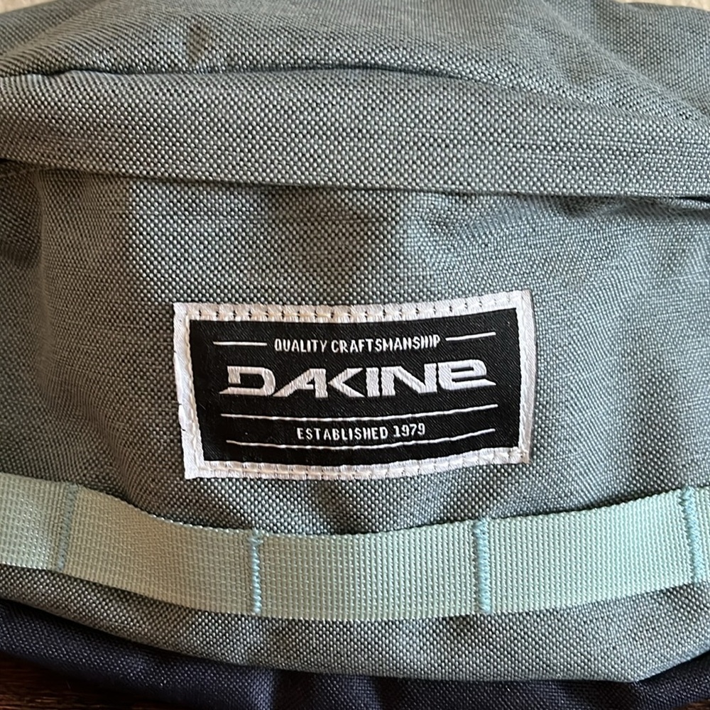 Dakine waist pack - Picture 3 of 10